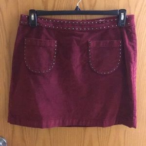 maroon skirt